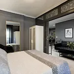 Holi-rent Gran Poder Севилья