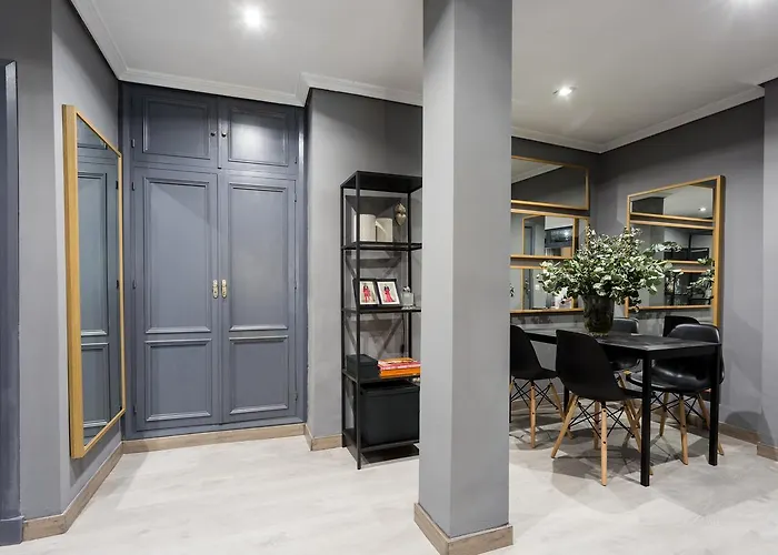 Holi-rent Gran Poder 아파트 *